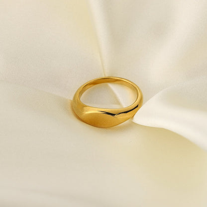Tory Signet Ring